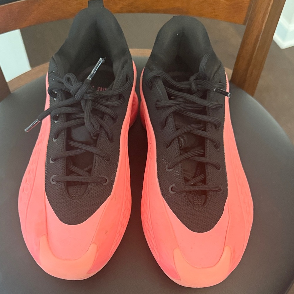 AE1s Black and Pink Athletic Sneakers